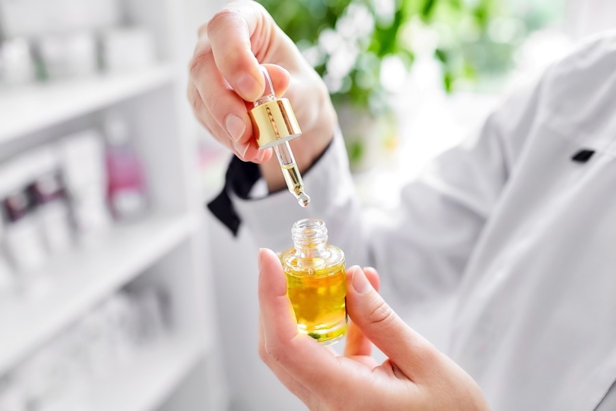 Barentz to debut hybrid beauty formulations at in-cos Asia